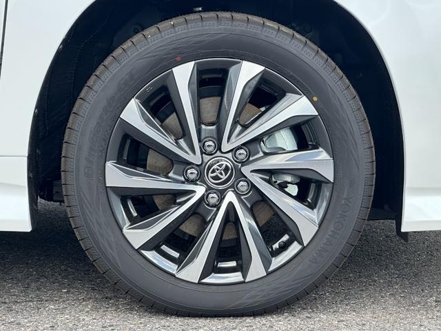 ヴォクシー ハイブリッドＳ－Ｚ　【改モデル！！アドバンスドドライブ！！】ブラインドスポットモニター　ヘッドアップディスプレイ　三眼ＬＥＤヘッドライト　シートヒーター　オットマン　両側パワースライドドア　快適利便パッケージＨｉ　ＥＴＣ（33枚目）