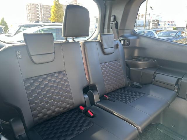 ヴォクシー ハイブリッドＳ－Ｚ　【改モデル！！アドバンスドドライブ！！】ブラインドスポットモニター　ヘッドアップディスプレイ　三眼ＬＥＤヘッドライト　シートヒーター　オットマン　両側パワースライドドア　快適利便パッケージＨｉ　ＥＴＣ（76枚目）