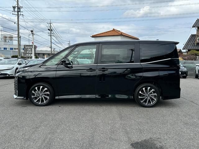 ヴォクシー ハイブリッドＳ－Ｚ　【快適利便パッケージＨｉ！！１０．５ディスプレイオーディオＰｌｕｓ！！】　トヨタチームメイト　ブラインドスポットモニター　両側電動パワースライドドア　ヘッドアップディスプレイ　デジタルインナーミラー（7枚目）