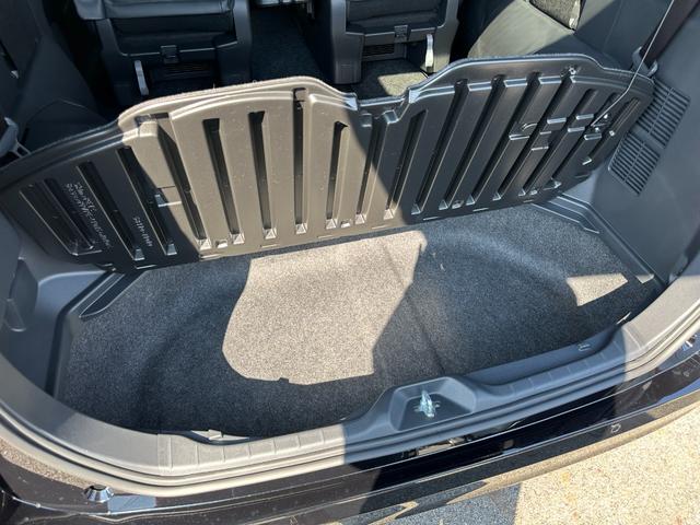 ヴォクシー ハイブリッドＳ－Ｚ　【快適利便パッケージＨｉ！！１０．５ディスプレイオーディオＰｌｕｓ！！】　トヨタチームメイト　ブラインドスポットモニター　両側電動パワースライドドア　ヘッドアップディスプレイ　デジタルインナーミラー（78枚目）