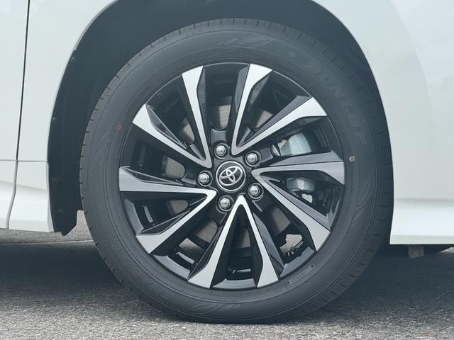 ノア ハイブリッドＳ－Ｚ　【１０．５インチディスプレイオーディオ！三眼ＬＥＤヘッドライト】デジタルインナーミラー　ヘッドアップディスプレイ　バックカメラ　アドバンストドライブ　後席シートヒーター　快適利便パッケージＨｉ　ＥＴＣ（20枚目）