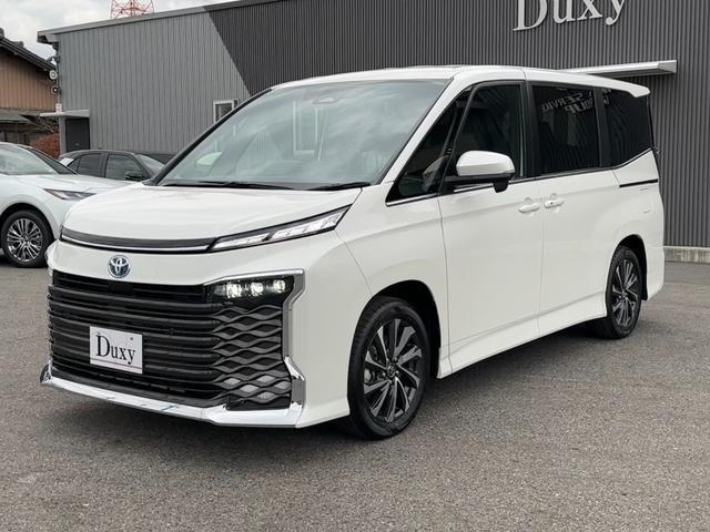 ヴォクシー 　【即納！１０．５インチディスプレイオーディオＰｌｕｓ！！】三眼ＬＥＤヘッド　両側電動スライドドア　ＨＤＭＩ入力端子　フルセグＴＶ　クルーズコントロール　シートヒーター　ＣＤ／ＤＶＤデッキ　ＥＴＣ２．０（9枚目）