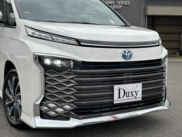 ヴォクシー 　【即納！１０．５インチディスプレイオーディオＰｌｕｓ！！】三眼ＬＥＤヘッド　両側電動スライドドア　ＨＤＭＩ入力端子　フルセグＴＶ　クルーズコントロール　シートヒーター　ＣＤ／ＤＶＤデッキ　ＥＴＣ２．０（11枚目）