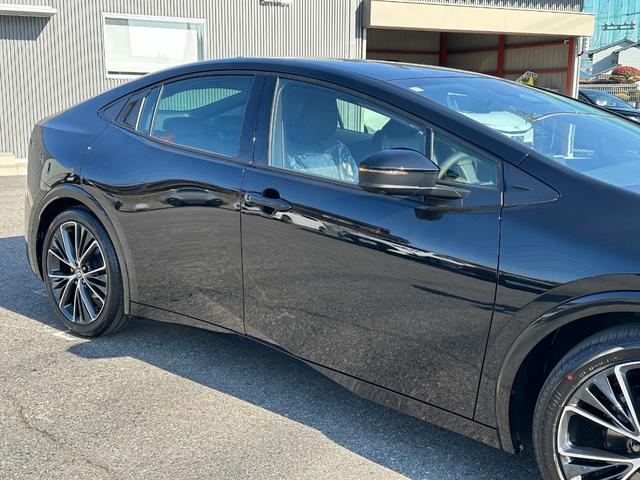 プリウス Ｚ　【１２．３インチディスプレイオーディオ！　デジタルインナーミラー！！】　ドラレコ前後　アドバンストパーク　パノラミックビューモニター　ベンチレーション　ワイヤレス充電　パワーバックドア　シートヒーター（15枚目）