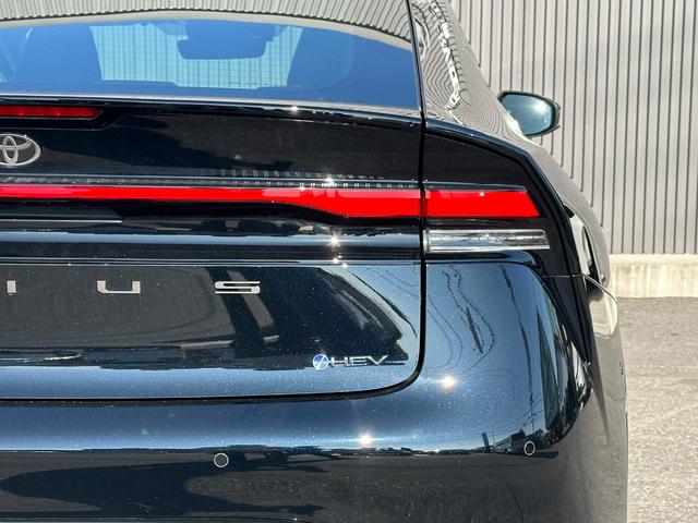 プリウス Ｚ　【１２．３インチディスプレイオーディオ！　デジタルインナーミラー！！】　ドラレコ前後　アドバンストパーク　パノラミックビューモニター　ベンチレーション　ワイヤレス充電　パワーバックドア　シートヒーター（30枚目）