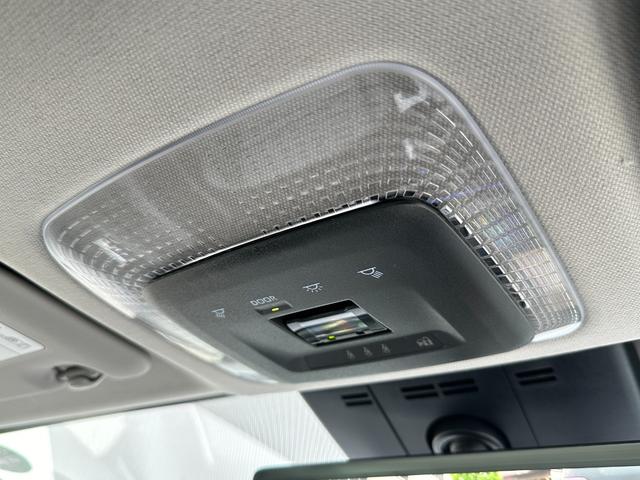 プリウス Ｚ　【１２．３インチディスプレイオーディオ！　デジタルインナーミラー！！】　ドラレコ前後　アドバンストパーク　パノラミックビューモニター　ベンチレーション　ワイヤレス充電　パワーバックドア　シートヒーター（68枚目）