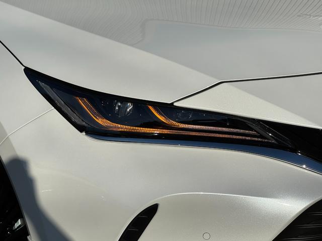 ハリアーハイブリッド Ｚ　レザーパッケージ・ナイトシェード　【調光パノラマルーフ！モデリスタエアロ！】１２．３インチディスプレイオーディオ　ＪＢＬサウンドシステム　ＡＣ１００Ｖ電源　１９インチアルミホイール　パノラミックビューモニター　ヘッドアップディスプレイ（11枚目）