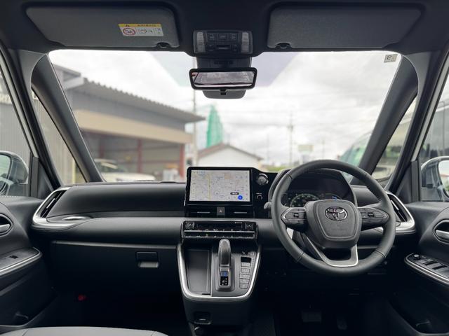 ヴォクシー ハイブリッドＳ－Ｚ　【改モデル！！パノラミックビューモニター！！】３眼ＬＥＤヘッドライト　快適利便パッケージ　アドバンストドライブ　ヘッドアップディスプレイ　デジタルインナーミラー　寒冷地仕様　スペアタイヤ　両側パワスラ（41枚目）