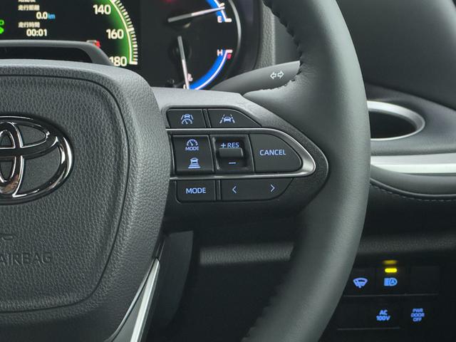 ヴォクシー ハイブリッドＳ－Ｚ　【改モデル！！パノラミックビューモニター！！】３眼ＬＥＤヘッドライト　快適利便パッケージ　アドバンストドライブ　ヘッドアップディスプレイ　デジタルインナーミラー　寒冷地仕様　スペアタイヤ　両側パワスラ（46枚目）