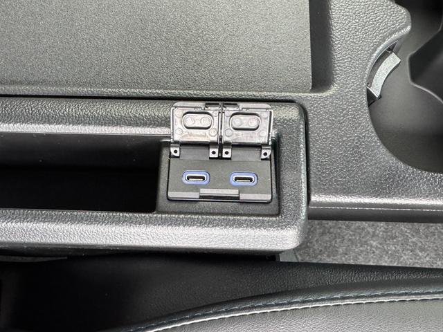 ヴォクシー ハイブリッドＳ－Ｚ　【パノラミックビューモニター！快適利便パッケージＨｉ】１０．５インチディスプレイオーディオ　三眼ＬＥＤヘッドライト　ＨＵＤ　デジタルインナーミラー　スペアタイヤ　ＣＤ／ＤＶＤデッキ　アドバンストパーク（70枚目）