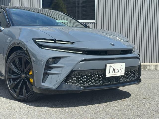 クラウンスポーツ Z 【イエローキャリパー!パノラマルーフ!】 黒内装 寒冷地仕様 パノラミックビューモニター アドバンストパーク ヘッドアップディスプレイ デジタルインナーミラー AC100V ブラインドスポットモニター(11枚目)