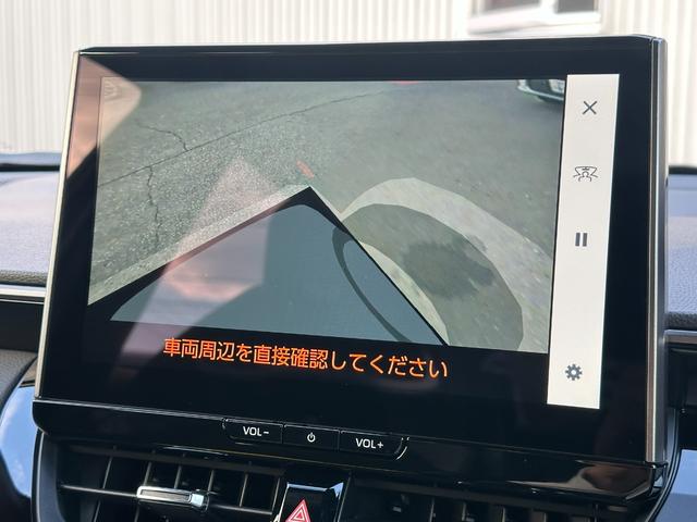 【パノラミックビューモニター】３６０度カメラも装着されております！車内のスイッチで切り替え可能です！リバース時には、自動でバックカメラと併用で映し出されますので、全周囲を確認しながら後退可能です！！！