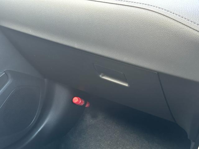 当店自慢のガラスコーティングもご用意しております！弊社のテストに合格した施工業車様によって施行されますので、質の高い仕上がりになっております！トップ・フロントガラス・ホイールのコーティングもかのうです