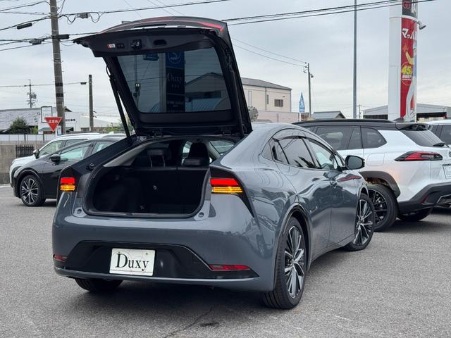 プリウス Ｚ　【ＧＲフロントスポイラー！！パノラマルーフ！！】パノラミックビューモニター　アドバンストパーク　ブラインドスポットモニター！　１２．３インチディスプレイオーディオ！　ＡＣ１００Ｖ電源！　シートヒーター（26枚目）