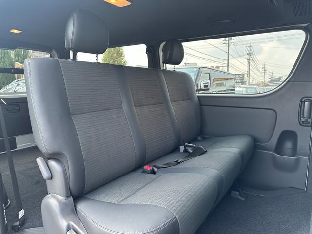 ハイエースバン ロングスーパーGL ダークプライムS 【即納!!特別仕様車!!】 20周年限定スカッフプレート パノラミックビューモニター デジタルインナーミラー 両側パワースライドドア レーンディパーチャーアラート AC100V電源 ハーフレザーシート(73枚目)