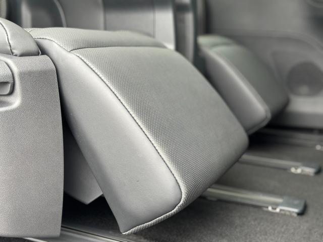 アルファードハイブリッド Ｚ　【左右独立ムーンルーフ！カラーヘッドアップディスプレイ！】アドバンスドパーク１４インチディスプレイオーディオ　１３．２インチフリップダウンモニター　寒冷地仕様　スペアタイヤ　ブラインドスポットモニター（70枚目）