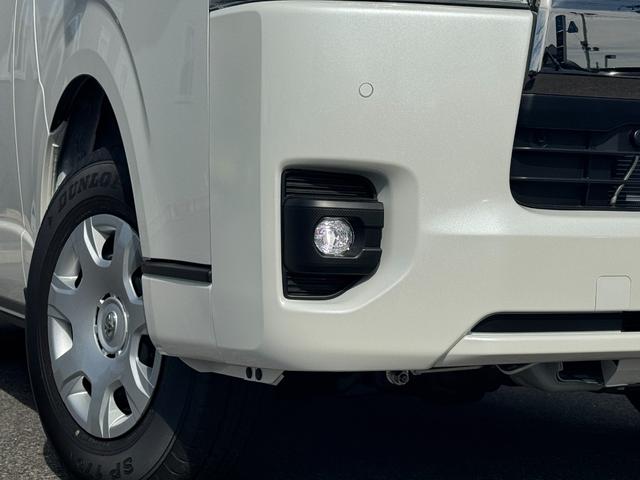 ハイエースバン 【パノラミックビューモニター!デジタルインナーミラー!】寒冷地仕様 両側パワースライドドア 20周年限定スカッフプレート ウッドコンビハンドル LEDヘッドライト プッシュスタート イージークローザー(12枚目)