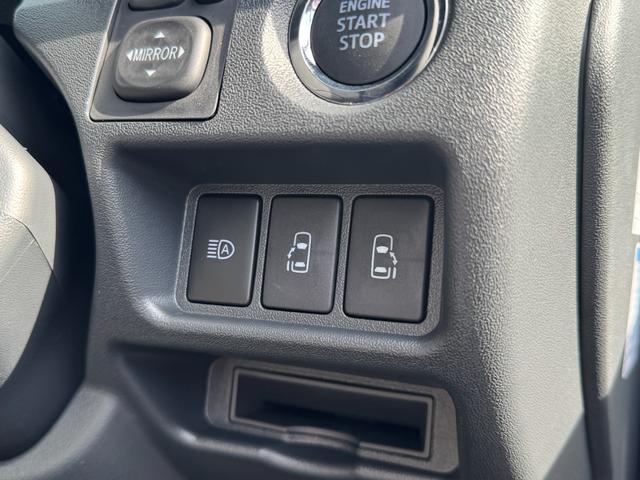 ハイエースバン 【パノラミックビューモニター!デジタルインナーミラー!】寒冷地仕様 両側パワースライドドア 20周年限定スカッフプレート ウッドコンビハンドル LEDヘッドライト プッシュスタート イージークローザー(46枚目)