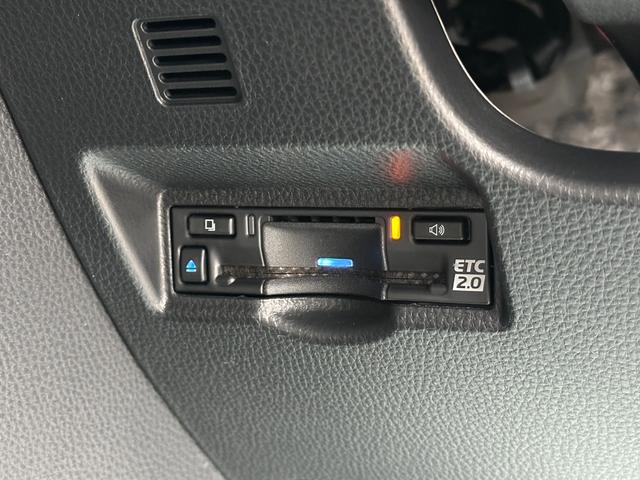 ヴォクシー 　【即納！１０．５インチディスプレイオーディオＰｌｕｓ！！】三眼ＬＥＤヘッド　両側電動スライドドア　ＨＤＭＩ入力端子　フルセグＴＶ　クルーズコントロール　シートヒーター　ＣＤ／ＤＶＤデッキ　ＥＴＣ２．０（49枚目）