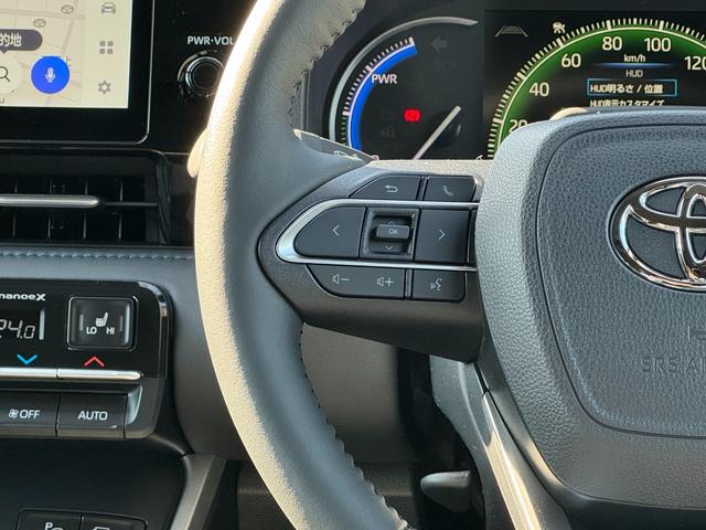 ヴォクシー ハイブリッドＳ－Ｚ　【１３．２インチフリップダウンモニター！！寒冷地仕様！！】ユニバーサルステップ　ブラインドスポットモニター　パノラミックビューモニター　アドバンスドパーク　三眼ＬＥＤヘッドライト　スペアタイヤ　ＨＵＤ（45枚目）