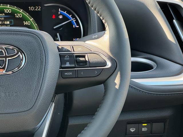 ヴォクシー ハイブリッドＳ－Ｚ　【１３．２インチフリップダウンモニター！！寒冷地仕様！！】ユニバーサルステップ　ブラインドスポットモニター　パノラミックビューモニター　アドバンスドパーク　三眼ＬＥＤヘッドライト　スペアタイヤ　ＨＵＤ（46枚目）