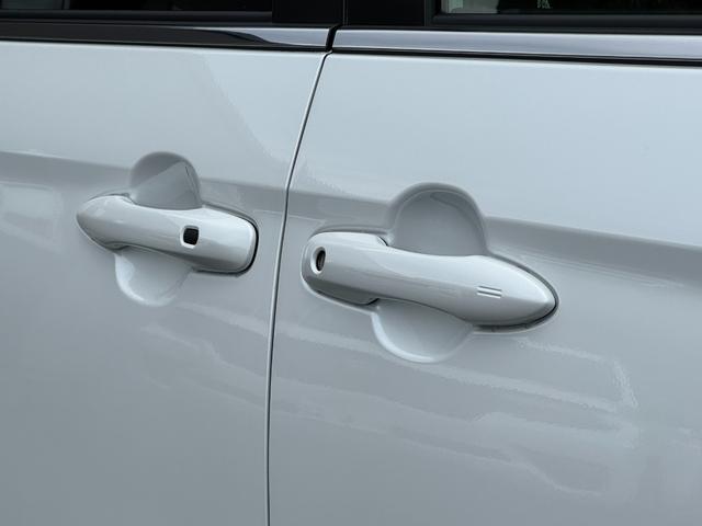 ヴォクシー ハイブリッドＳ－Ｚ　【パノラミックビューモニター！！ヘッドアップディスプレイ！！】１０．５インチディスプレイオーディオ　ＣＤ／ＤＶＤデッキ　３眼ＬＥＤヘッドライト　快適利便パッケージＨｉ　寒冷地仕様　ＢＳＭ　Ｕステップ！（20枚目）