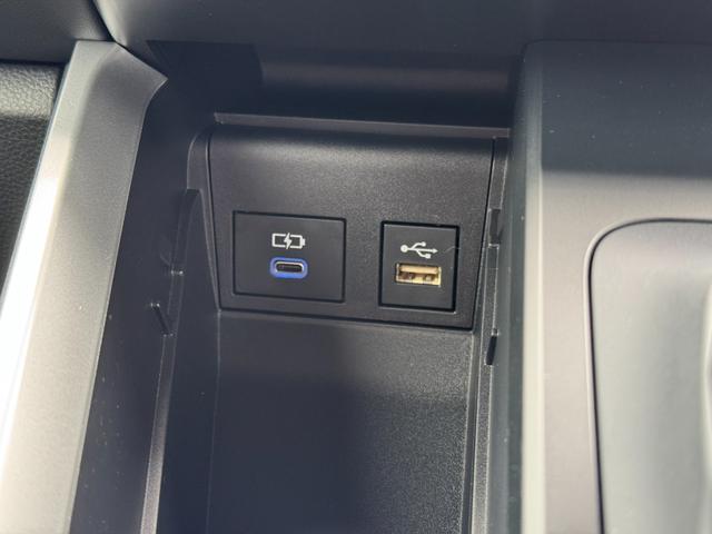 ヴォクシー ハイブリッドＳ－Ｚ　【パノラミックビューモニター！！ヘッドアップディスプレイ！！】１０．５インチディスプレイオーディオ　ＣＤ／ＤＶＤデッキ　３眼ＬＥＤヘッドライト　快適利便パッケージＨｉ　寒冷地仕様　ＢＳＭ　Ｕステップ！（63枚目）