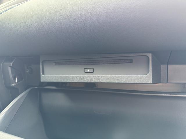 ヴォクシー ハイブリッドＳ－Ｚ　【パノラミックビューモニター！！ヘッドアップディスプレイ！！】１０．５インチディスプレイオーディオ　ＣＤ／ＤＶＤデッキ　３眼ＬＥＤヘッドライト　快適利便パッケージＨｉ　寒冷地仕様　ＢＳＭ　Ｕステップ！（66枚目）