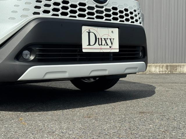 カローラクロス ハイブリッド　Ｚ　【登録済未使用車！パノラマルーフ！】パノラミックビューモニター！　ブラインドスポットモニター　アドバンストパーク　１０．５インチディスプレイオーディオ　ハンズフリーパワーバッグドア　ＡＣ１００Ｖ電源！（16枚目）