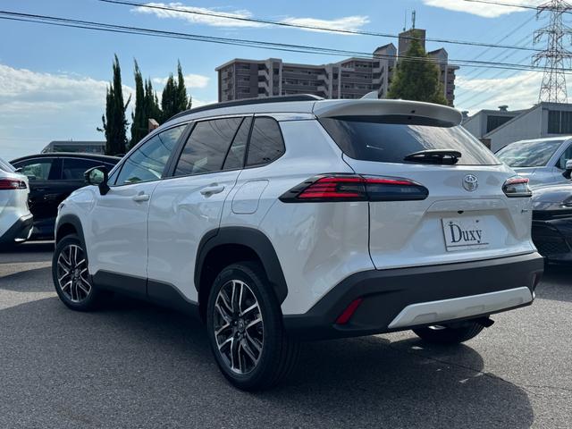 カローラクロス ハイブリッド　Ｚ　【登録済未使用車！パノラマルーフ！】パノラミックビューモニター！　ブラインドスポットモニター　アドバンストパーク　１０．５インチディスプレイオーディオ　ハンズフリーパワーバッグドア　ＡＣ１００Ｖ電源！（24枚目）