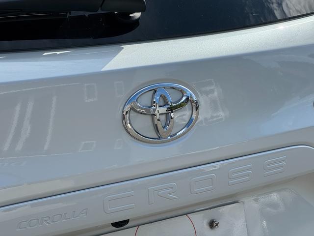 カローラクロス ハイブリッド　Ｚ　【登録済未使用車！パノラマルーフ！】パノラミックビューモニター！　ブラインドスポットモニター　アドバンストパーク　１０．５インチディスプレイオーディオ　ハンズフリーパワーバッグドア　ＡＣ１００Ｖ電源！（32枚目）
