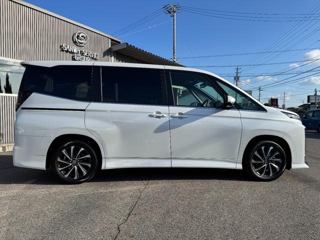 ヴォクシー ハイブリッドS-Z 【快適利便パッケージHi!トヨタチームメイト】デジタルインナーミラー 10.5インチディスプレイオーディオ ハーフレザーシート パノラミックビューモニター アドバンスドパーク ブラインドスポットモニタ(9枚目)