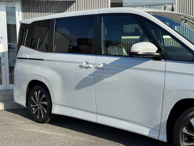 ヴォクシー ハイブリッドS-Z 【快適利便パッケージHi!トヨタチームメイト】デジタルインナーミラー 10.5インチディスプレイオーディオ ハーフレザーシート パノラミックビューモニター アドバンスドパーク ブラインドスポットモニタ(21枚目)