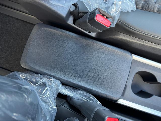 ヴォクシー ハイブリッドS-Z 【快適利便パッケージHi!トヨタチームメイト】デジタルインナーミラー 10.5インチディスプレイオーディオ ハーフレザーシート パノラミックビューモニター アドバンスドパーク ブラインドスポットモニタ(57枚目)