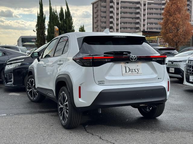 ヤリスクロス ハイブリッドZ 【トヨタチームメイト!ハンズフリーパワーバッグドア!!】パノラミックビューモニター アドバンスドパーク 8インチディスプレイオーディオ HDMI端子 ステアリングヒーター ブラインドスポットモニター(25枚目)