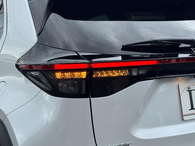 ヤリスクロス ハイブリッドZ 【トヨタチームメイト!ハンズフリーパワーバッグドア!!】パノラミックビューモニター アドバンスドパーク 8インチディスプレイオーディオ HDMI端子 ステアリングヒーター ブラインドスポットモニター(30枚目)