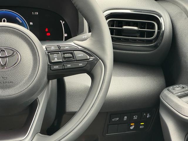 ヤリスクロス ハイブリッドZ 【トヨタチームメイト!ハンズフリーパワーバッグドア!!】パノラミックビューモニター アドバンスドパーク 8インチディスプレイオーディオ HDMI端子 ステアリングヒーター ブラインドスポットモニター(47枚目)