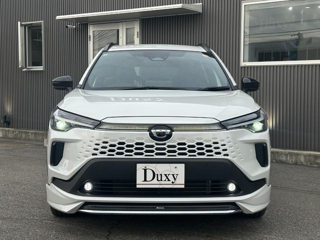 カローラクロス ハイブリッド Z 【モデリスタエアロ!!改モデル!!!】パノラミックビューモニター アドバンスドパーク ステアリングヒーター 置くだけ充電 ブラインドスポットモニター ETC2.0 10.5インチディスプレイオーディオ(5枚目)