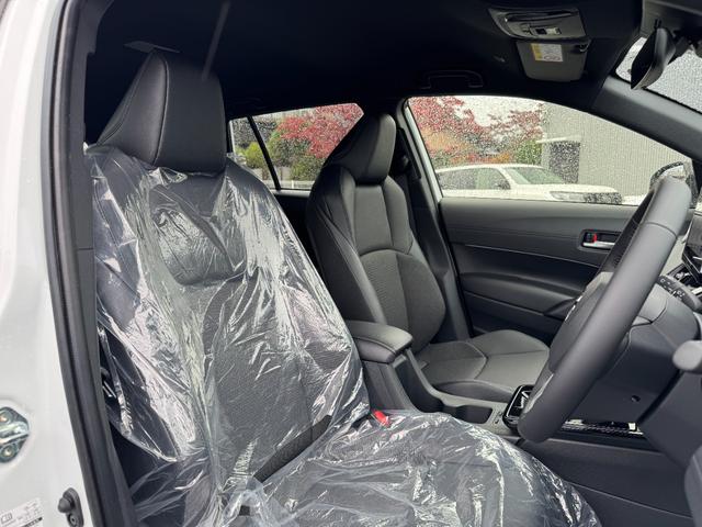 カローラクロス ハイブリッド Z 【モデリスタエアロ!!改モデル!!!】パノラミックビューモニター アドバンスドパーク ステアリングヒーター 置くだけ充電 ブラインドスポットモニター ETC2.0 10.5インチディスプレイオーディオ(71枚目)