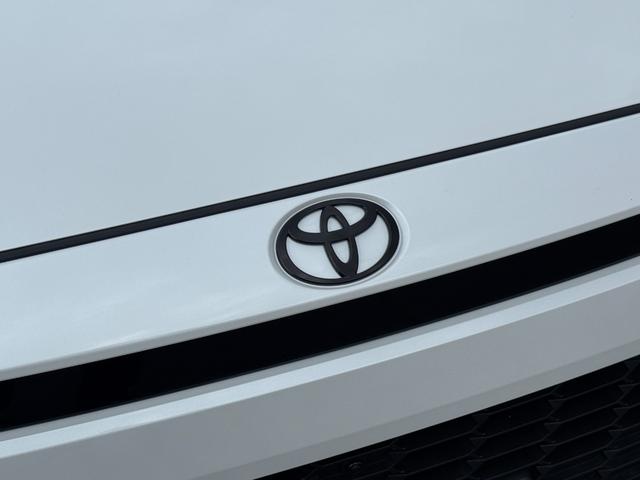 カローラクロス GRスポーツ 【GRスポーツ!専用ブレーキキャリパー!】ハンズフリーパワーバッグドア パノラミックビューモニター アドバンスドパーク 10.5インチディスプレイオーディオ 専用GRスポーツシート 専用アルミホイール(13枚目)