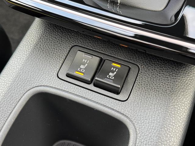 カローラクロス GRスポーツ 【GRスポーツ!専用ブレーキキャリパー!】ハンズフリーパワーバッグドア パノラミックビューモニター アドバンスドパーク 10.5インチディスプレイオーディオ 専用GRスポーツシート 専用アルミホイール(63枚目)