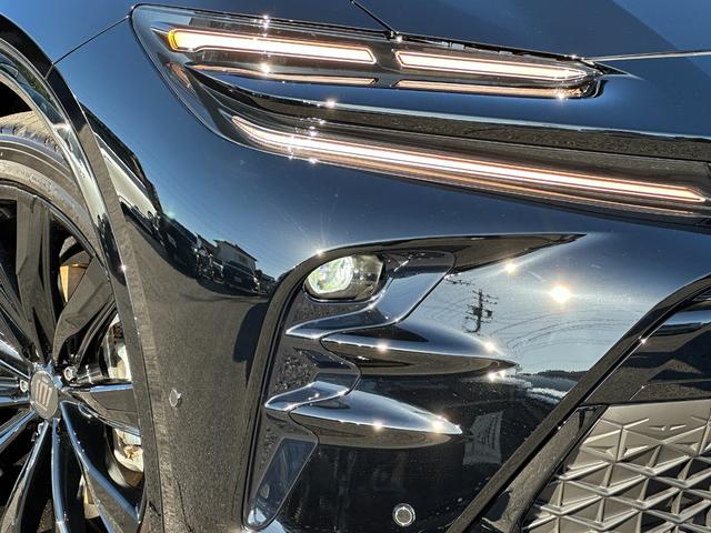 クラウンスポーツ Ｚ　【黒内装！パノラミックビューモニター！】アドバンスドパーク　置くだけ充電　デジタルインナーミラー　ヘッドアップディスプレイ　パワーバッグドア　シートヒーター　ベンチレーション　１２．３型ディスプレイ！（14枚目）