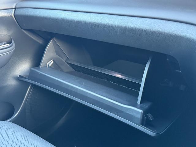 クラウンスポーツ Ｚ　【黒内装！パノラミックビューモニター！】アドバンスドパーク　置くだけ充電　デジタルインナーミラー　ヘッドアップディスプレイ　パワーバッグドア　シートヒーター　ベンチレーション　１２．３型ディスプレイ！（67枚目）