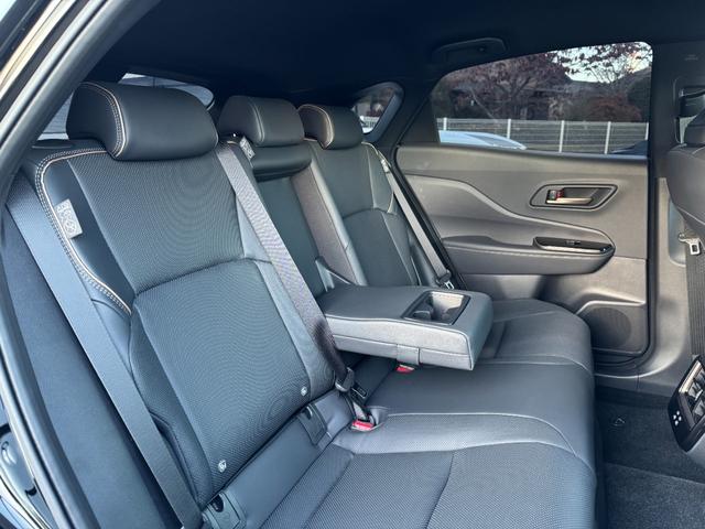 クラウンスポーツ Ｚ　【黒内装！パノラミックビューモニター！】アドバンスドパーク　置くだけ充電　デジタルインナーミラー　ヘッドアップディスプレイ　パワーバッグドア　シートヒーター　ベンチレーション　１２．３型ディスプレイ！（71枚目）