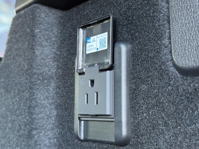 クラウンスポーツ Ｚ　【黒内装！パノラミックビューモニター！】アドバンスドパーク　置くだけ充電　デジタルインナーミラー　ヘッドアップディスプレイ　パワーバッグドア　シートヒーター　ベンチレーション　１２．３型ディスプレイ！（80枚目）