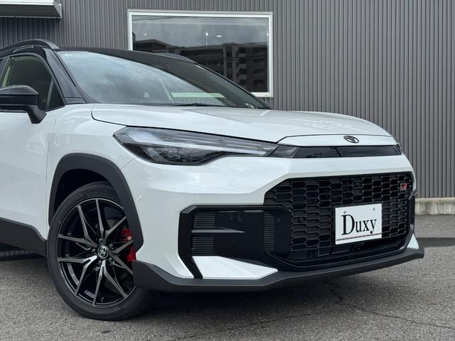 カローラクロス ＧＲスポーツ　【ＧＲスポーツ！専用ブレーキキャリパー！】ハンズフリーパワーバッグドア　パノラミックビューモニター　アドバンスドパーク　１０．５インチディスプレイオーディオ　専用ＧＲスポーツシート　専用アルミホイール（10枚目）