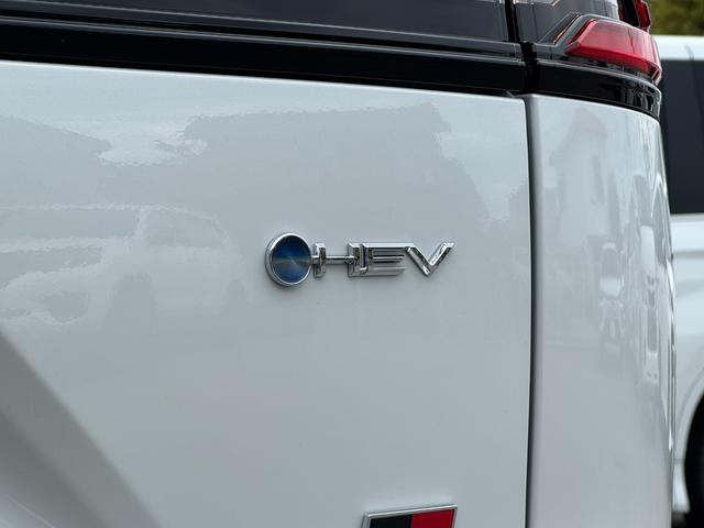 カローラクロス ＧＲスポーツ　【ＧＲスポーツ！専用ブレーキキャリパー！】ハンズフリーパワーバッグドア　パノラミックビューモニター　アドバンスドパーク　１０．５インチディスプレイオーディオ　専用ＧＲスポーツシート　専用アルミホイール（33枚目）