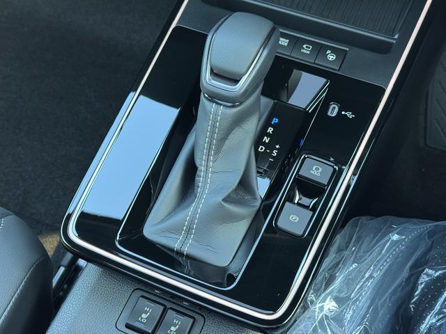 カローラクロス GRスポーツ 【専用ブレーキキャリパー!パノラマルーフ!】パノラミックビューモニター アダプティブハイビーム ハンズフリーパワーバッグドア LEDリアフォグランプ ナノイーX AC100V電源 10.5DA BSM(52枚目)