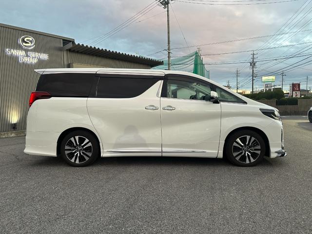 アルファード 2.5S Cパッケージ 【ツインムーンルーフ!フリップダウンモニター】純正ディスプレイオーディオ デジタルインナーミラー スペアタイヤ パワーバッグドア ナビキット ETC オットマン TV ベンチレーション シートヒーター(9枚目)