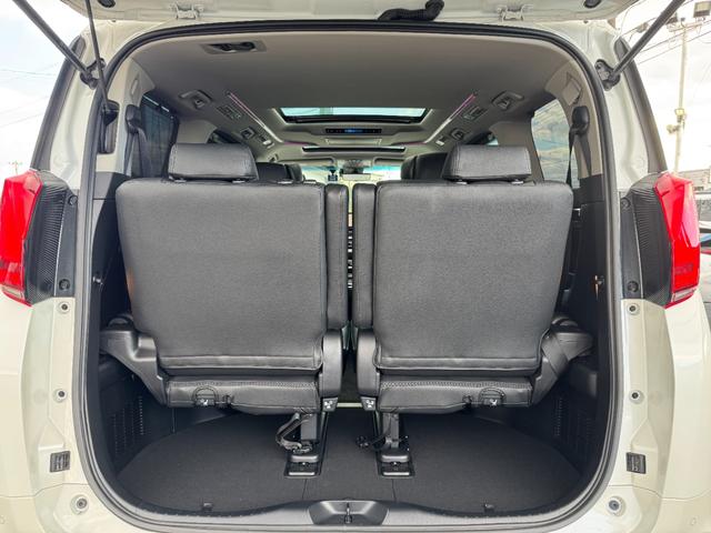 アルファード 2.5S Cパッケージ 【ツインムーンルーフ!フリップダウンモニター】純正ディスプレイオーディオ デジタルインナーミラー スペアタイヤ パワーバッグドア ナビキット ETC オットマン TV ベンチレーション シートヒーター(78枚目)